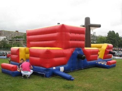 Springkussen Piratenschip 10m